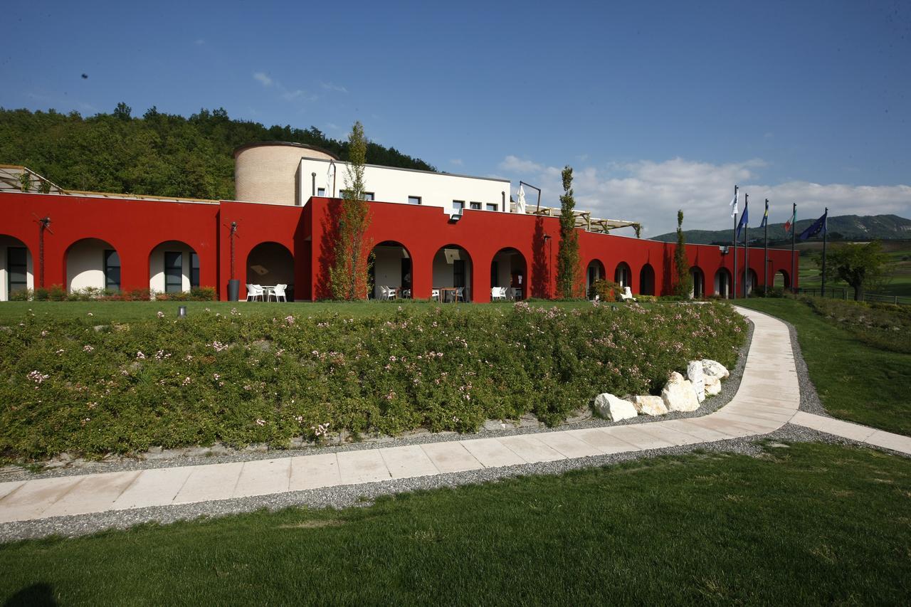 Отель Golf Valcurone Momperone Экстерьер фото